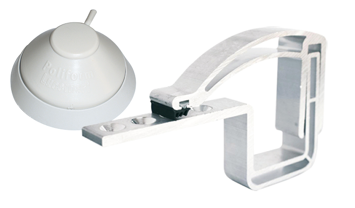 Componenti di fissaggio Poliform Lucernari: resistenti, sicuri e facili da installare per ogni tipo di copertura.